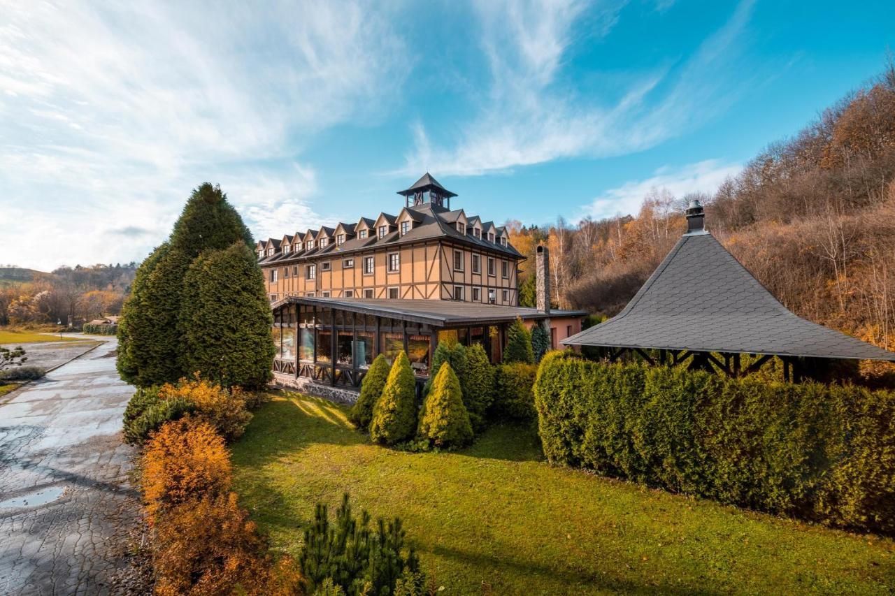 Hotel Golfer Kremnitz Exterior foto
